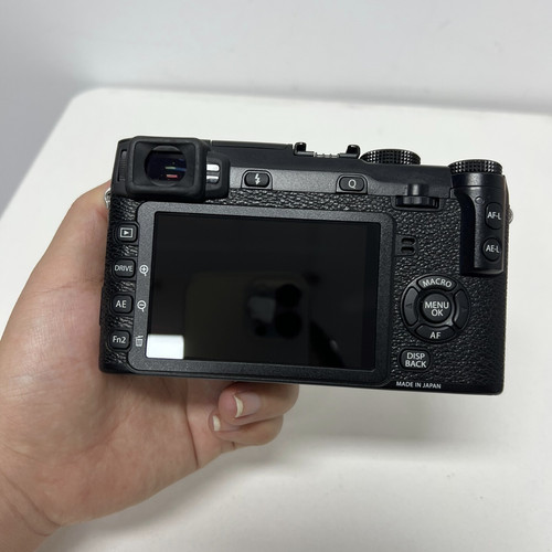 Fujifilm 3 megapixel - x-e2,
